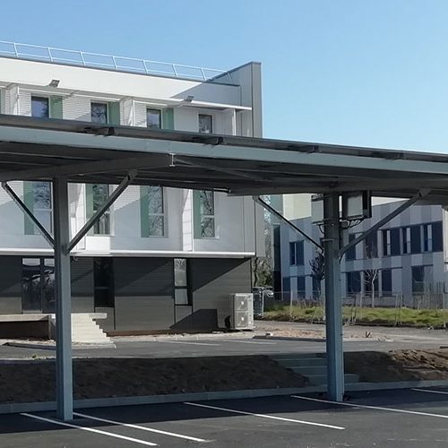 ref 2MA Srtucture Construction d'une ombrière à Montlouis sur loire